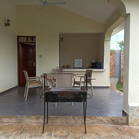Lisa Mari Hotel Mombasa Exterior photo