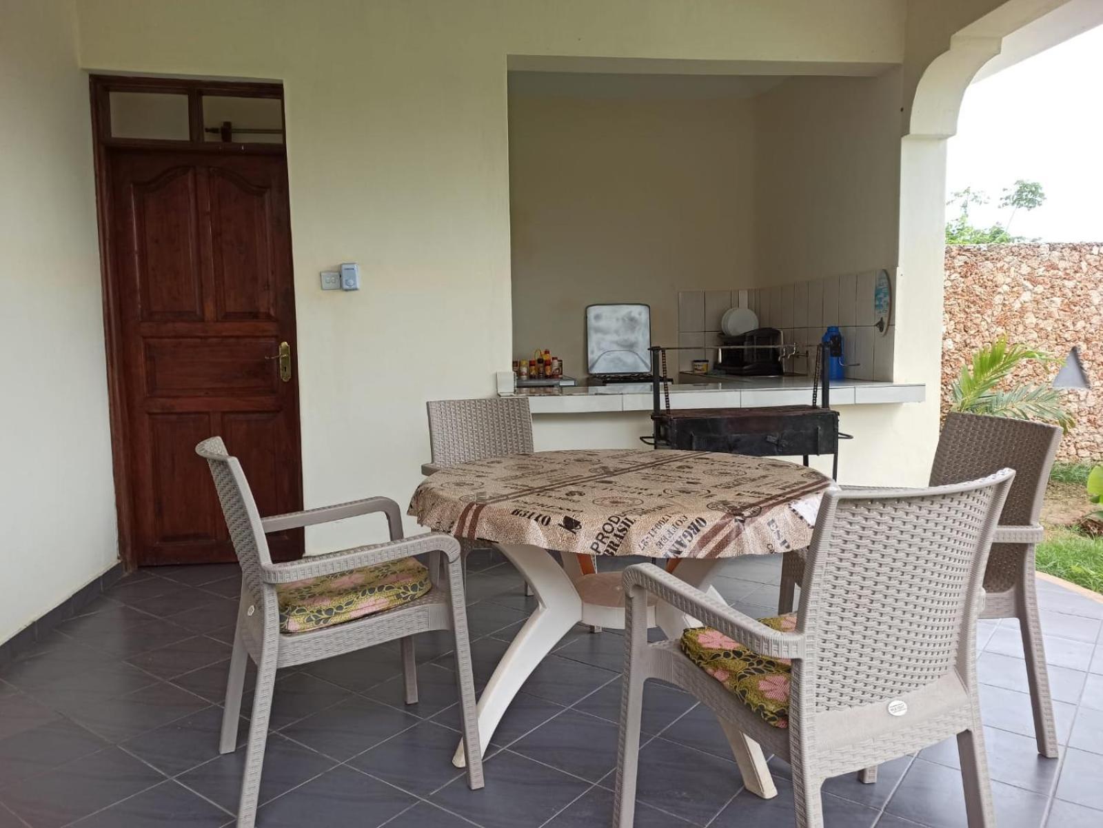 Lisa Mari Hotel Mombasa Exterior photo