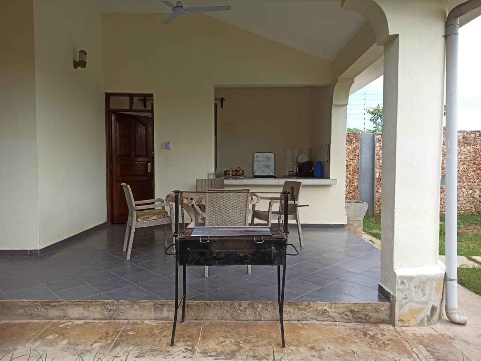 Lisa Mari Hotel Mombasa Exterior photo